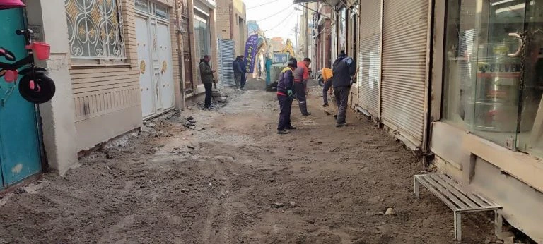 Paving of the alleys of Sheikh al-Islam and Agha Zia al-Din in Arak's historic bazaar