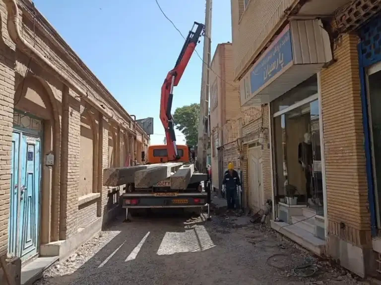 Completion of the roofing of 25 main domes of the bazaar arcade and continuation of restoration activities in the historic fabric