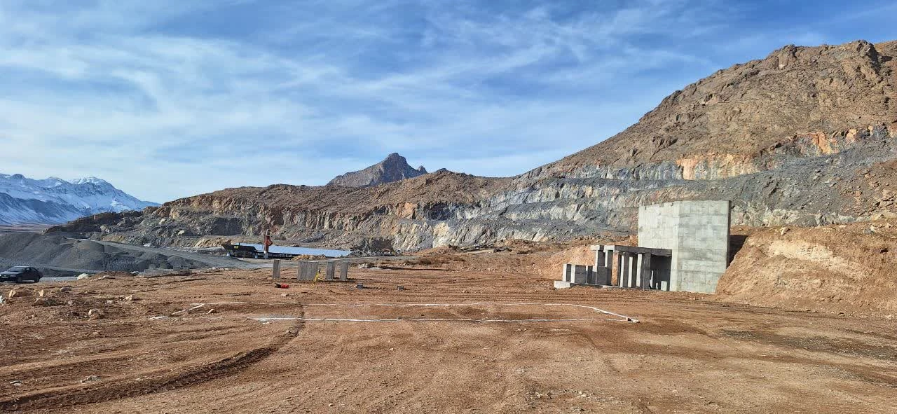 Start of construction operations for the crusher building at Arak asphalt and mountain materials factories