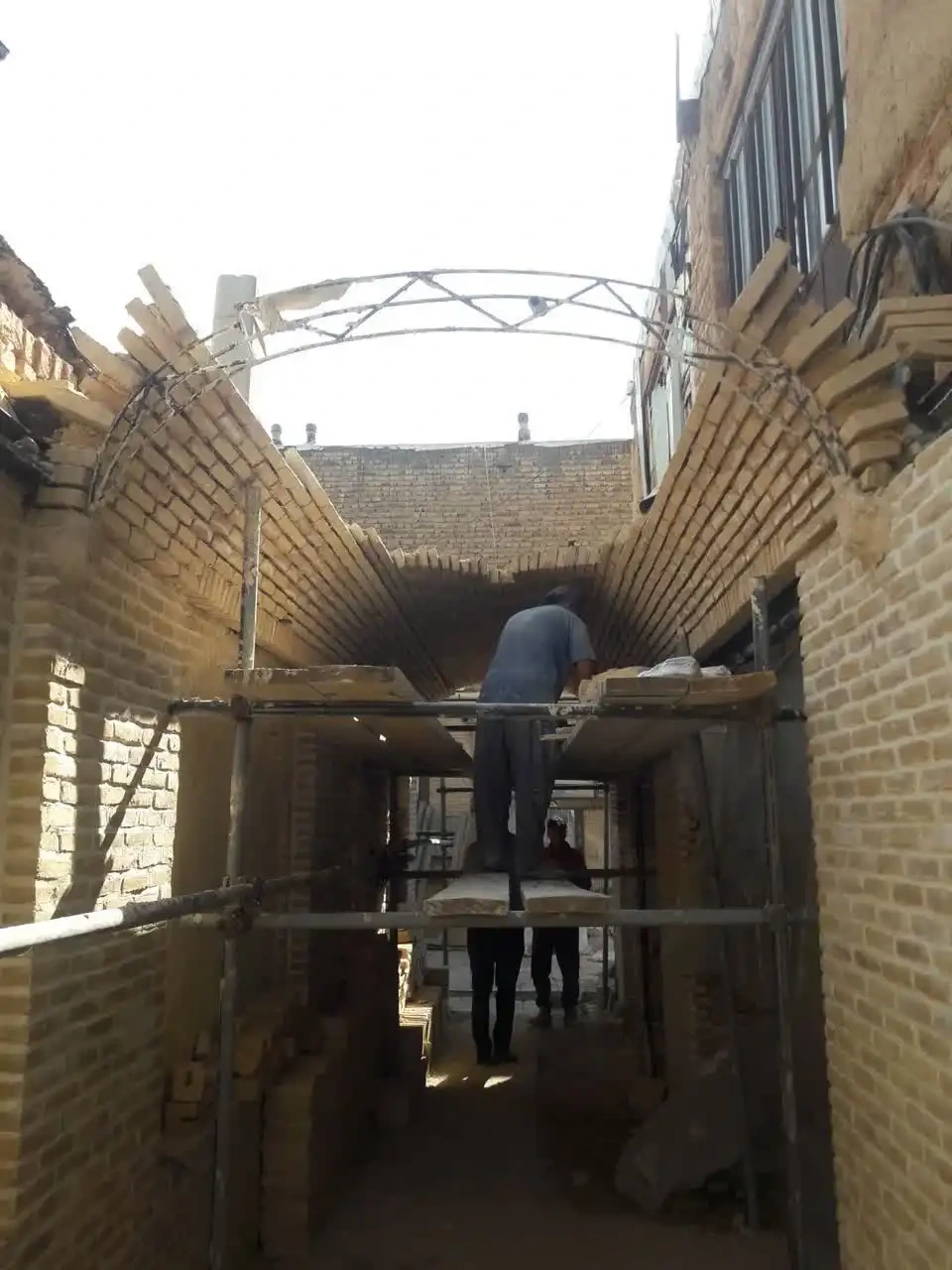 Completion of the paving works for the passages of Molla Qasem and Haj Taghi Khan in the historic bazaar of Arak